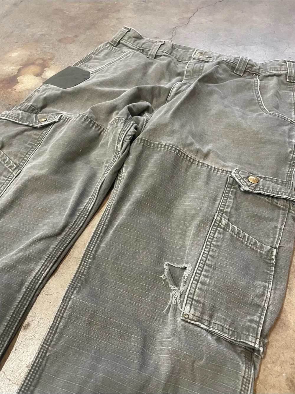 Carhartt B342 MOS Relaxed Fit Distressed Cargo Pants